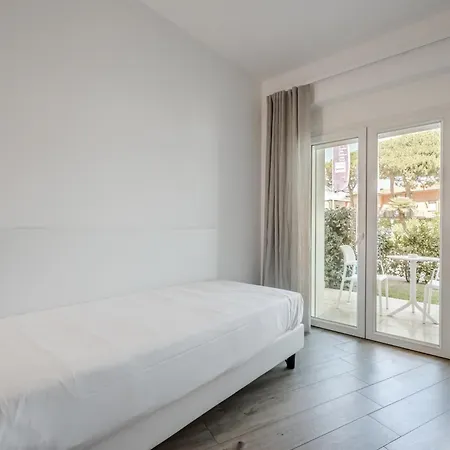 Hotiday Collection - 5* Tirrenia