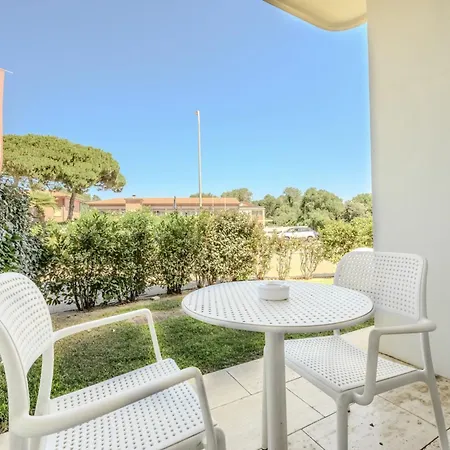 Hotell Hotiday Collection -