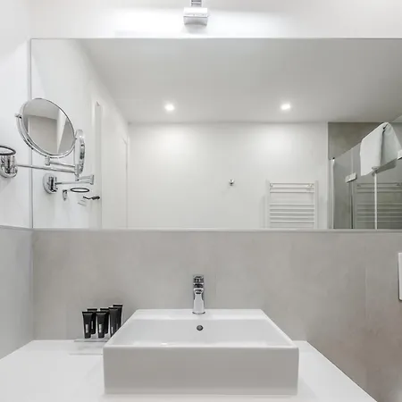Hotiday Collection - Hotell Tirrenia