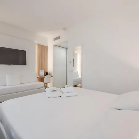 Hotell Hotiday Collection -