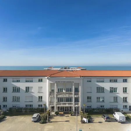 Otel Hotiday Collection - Tirrenia