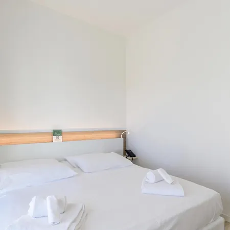 Hotiday Collection - Hotell