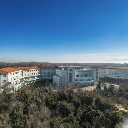 Hotiday Collection - Hotel 5*
