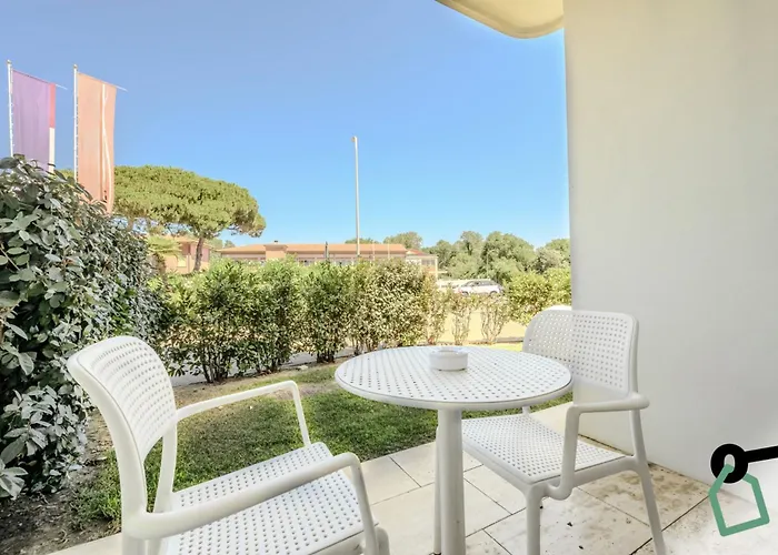 Otel Hotiday Collection -