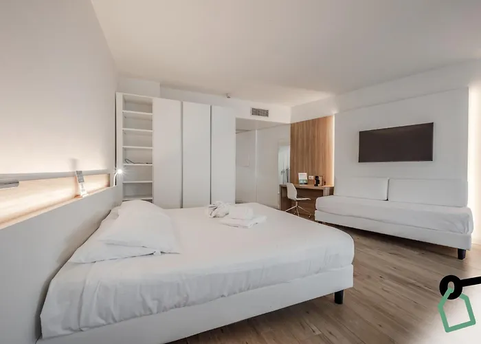 Hotiday Collection - Otel Tirrenia
