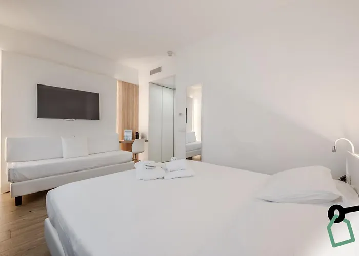 Otel Hotiday Collection -