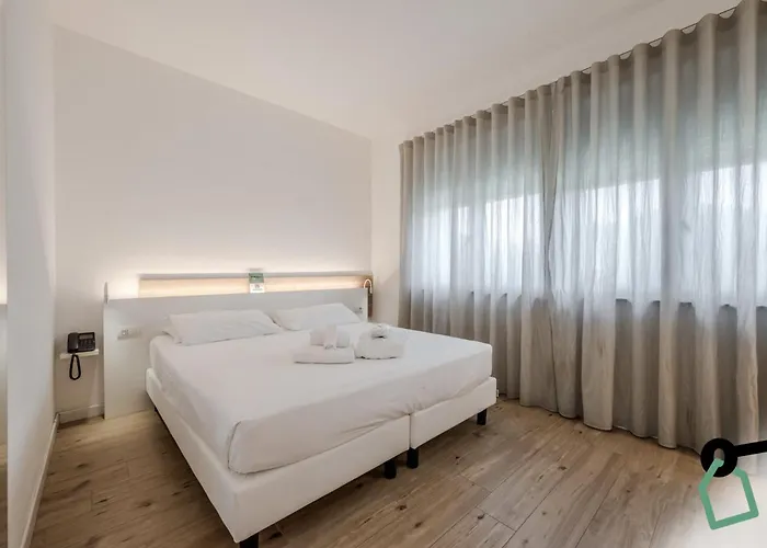 Otel Hotiday Collection - Tirrenia